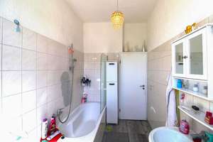 Zweifamilienhaus mit großzügigem Außenbereich und Garage in Alsdorf-Mariadorf  – Die vollständige Adresse der Immobilie erhältst du vom Anbieter., 52477 Alsdorf – Vorschaubild 9