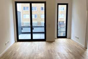 Wohnen mitten im Zentrum: Ca. 45qm große 2 Zimmer Wohnung mit Balkon und Tiefgaragenstellplatz !