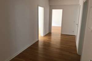 Lichtdurchflutete, großzügige 3-Zimmerwohnung mit Balkon und Parkett -nur schriftliche Anfragen - – Maastrichter Straße 22, 50672 Neustadt/Nord, Köln – Vorschaubild 3