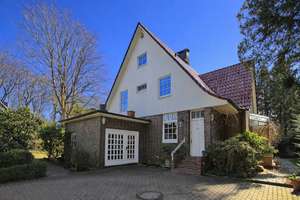 Stilvolles Haus mit historischem Charme und großzügigem Garten – Die vollständige Adresse der Immobilie erhältst du vom Anbieter., 22397 Wohldorf-Ohlstedt, Hamburg – Vorschaubild 22