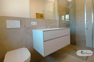 Luxuriös sanierte 3-Zimmer-Erdgeschosswohnung in Bernau am Chiemsee – Die vollständige Adresse der Immobilie erhältst du vom Anbieter., 83233 Bernau am Chiemsee – Vorschaubild 14