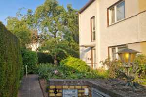 Mehr-Generationen-Familien-Domizil oder drei separate Wohnungen mit großem Garten in der Oberstadt – Mainz – Vorschaubild 2