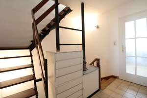 Attraktive Kapitalanlage in Bestlage: Vielseitige DHH mit stabiler Vermietung in Bad-Cannstatt – Die vollständige Adresse der Immobilie erhältst du vom Anbieter., 70376 Neckarvorstadt, Stuttgart – Vorschaubild 2