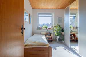 Geesthacht: Attraktive Doppelhaushälfte mit Vollkeller, Carport und sonniger Süd-West-Terrasse! – Herzogtum Lauenburg (Kreis) – Vorschaubild 13