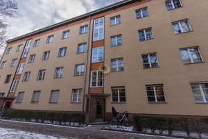 Bezugsfreie 2,5-Zimmer-Wohnung mit Dielenboden und Loggia - ruhig gelegen nahe S-Bahnhof Pankow – Die vollständige Adresse der Immobilie erhältst du vom Anbieter., 13189 Pankow (Ortsteil), Berlin – Vorschaubild 20