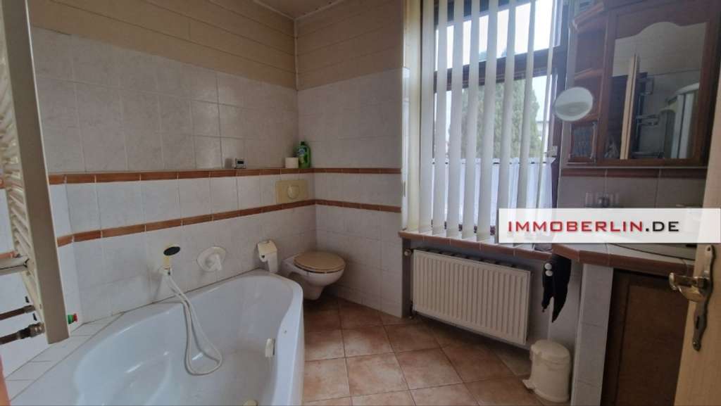 Immobilie in Nauen - IMMOBERLIN.DE - Charmantes Mehrfamilienhaus im Nauener Stadtzentrum - Bild 3