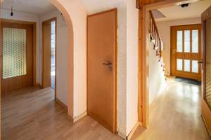 Familienfreundliches Einfamilienhaus mit Kamin, Doppelgarage und großem Garten – Die vollständige Adresse der Immobilie erhältst du vom Anbieter., 89312 Günzburg – Vorschaubild 18