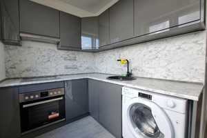 Fully Renovated 2-Room Apartment with a built-in kitchen – Limited 1-Year Lease from 01.09.2025 – Singerstraße 111, 10179 Berlin – Vorschaubild 13