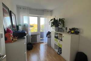 ** Gemütliche 3 ZIMMER WOHNUNG MIT 2 BALKONEN UND EBK ** – Grüntenstr. 47, 86163 Hochzoll-Nord, Augsburg – Vorschaubild 5