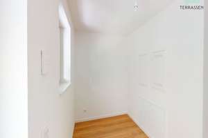 WG-Zimmer im Herzen Darmstadts – Nähe Luisenplatz / Shared Apartment Room in Central Darmstadt – Rheinstr. 25a, 64283 Mitte, Darmstadt – Vorschaubild 13