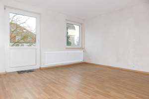 ***Nette Nachbarn gesucht: Renovierte 3-Zimmer-Wohnung mit Balkon in ruhiger Umgebung*** – Henschelstr. 8, 47229 Friemersheim, Duisburg – Vorschaubild 2