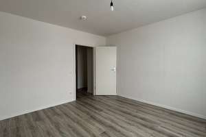 Renovierte 3-Zimmer-Wohnung mit Balkon in Erkrath-ab 01.05. verfügbar! – Sandheider Straße 72, 40699 Erkrath – Vorschaubild 5