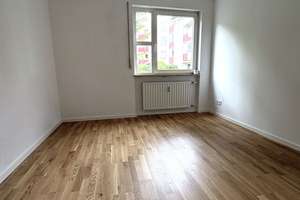 Geräumige und ruhige 4-Zimmerwohnung nahe Bhf. Mittersendling – 81369 Mittersendling, München – Vorschaubild 3