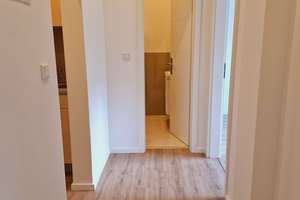Sanierte 2-Zimmerwohnung mit Einbauküche und Balkon! – Saarbrückerstraße 61, 44135 Kaiserbrunnen, Dortmund – Vorschaubild 3
