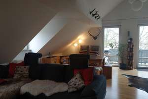Stilvolle 3-Zimmer-Dachgeschosswohnung mit Galerie und Balkon in Bestlage! – Die vollständige Adresse der Immobilie erhältst du vom Anbieter., 93051 Kumpfmühl-Ziegetsdorf-Neuprüll, Regensburg – Vorschaubild 13