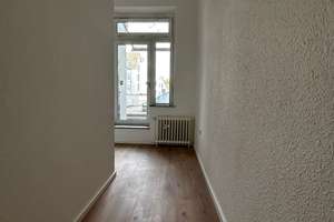 Mittendrin statt nur dabei! 3 Zimmer mit Altbaucharme und einer Terrasse in der Innenstadt – Marktstraße 94, 46045 Altstadt-Mitte, Oberhausen – Vorschaubild 5