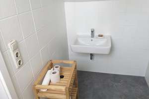2-Zimmer-Wohnung im Dachgeschoss in Frankfurt-Bockenheim – 60486 Bockenheim, Frankfurt am Main – Vorschaubild 9
