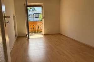 Sofort verfügbar: Reiheneckhaus mit Stellplatz – Die vollständige Adresse der Immobilie erhältst du vom Anbieter., 72760 Reutlingen-Mitte, Reutlingen – Vorschaubild 4