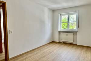 Helle 3-Zimmerwohnung zentral in Murnau – Die vollständige Adresse der Immobilie erhältst du vom Anbieter., 82418 Murnau am Staffelsee – Vorschaubild 10