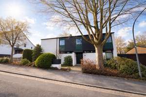 Einfamilienhaus mit Charme und Einliegerwohnung in Dortmund-Loh