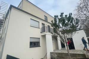 Moderne 3,5 Zimmer Maisonnete Wohnung mit Garten und Balkon