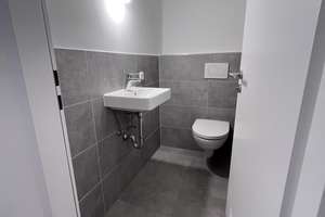 Hochwertig sanierte 4-Zimmer-Wohnung am Rathausplatz |  96qm | 2 Balkone | Aufzug | TG – Rathausplatz 4, 85748 Garching bei München – Vorschaubild 5