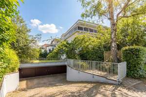 Grüne Oase in Blankenese: Großzügiges Wohnen mit historischem Kamin & 2 Balkonen – Die vollständige Adresse der Immobilie erhältst du vom Anbieter., 22587 Blankenese, Hamburg – Vorschaubild 3