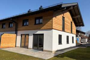 energieeffiziente Neubau-Doppelhaushälfte mit bezauberndem Garten und Garage in Ohlstadt bei Murnau – Garmisch-Partenkirchen (Kreis) – Vorschaubild 1