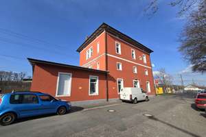 Vermietete 3-Zi.-DG-Wohnung im historischen Bahnhof – Die vollständige Adresse der Immobilie erhältst du vom Anbieter., 90449 Röthenbach West, Nürnberg – Vorschaubild 2