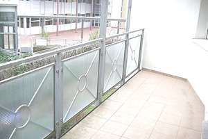 ... Plagwitz - 2 Zimmer mit Balkon und EBK zu vermieten ...