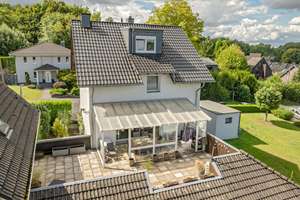 Maisonette-Wohnung im Einfamilienhaus-Charakter - 170 qm Wohntraum mit großer Dachterrasse – Die vollständige Adresse der Immobilie erhältst du vom Anbieter., 58453 Annen, Witten – Vorschaubild 1