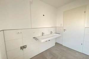 Schwabing-West: Helle 3-Zimmer-Wohnung mit Balkon – Hörwarthstraße 39, 80804 Am Luitpoldpark, München – Vorschaubild 2