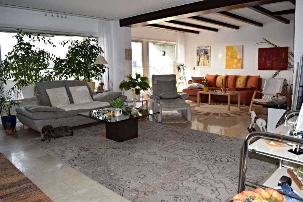 NACH HAUSE KOMMEN UND WOHLFÜHLEN! Attraktive 3-Zimmer-Wohnung in Köln-Weiden