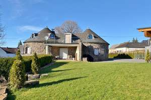 **Architektenhaus im Burgstil in der Eifel mit unverbaubarem Weitblick** – Die vollständige Adresse der Immobilie erhältst du vom Anbieter., 54597 Hersdorf – Vorschaubild 1