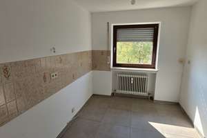 Attraktive 3-Zimmer-Wohnung mit Westbalkon & TG-Stellplatz in Königsbrunn – Augsburger Straße 29, 86343 Königsbrunn – Vorschaubild 6