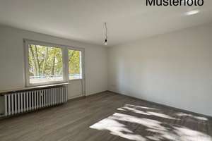 tolle 3-Zi-Balkonwohnung in modernisiertem Haus in Sackgasse – Laarkamp 43, 44866 Leithe, Bochum – Vorschaubild 2