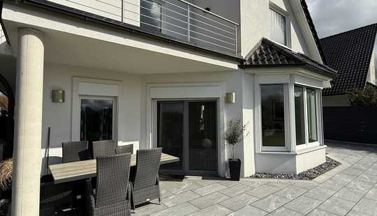 Bild von Luxuriöse Doppelhaushälfte mit Einliegerwohnung– 391qm² Gesamtfläche, Umbau flexibel