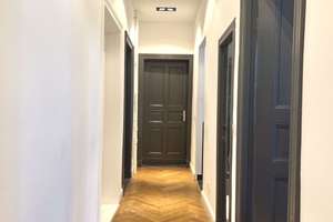 Bezugsfreie 3-Zimmer-Altbauwohnung im Samariterkiez mit Fischgrät & modernem Bad! – Die vollständige Adresse der Immobilie erhältst du vom Anbieter., 10247 Friedrichshain, Berlin – Vorschaubild 4
