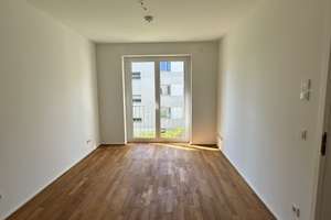Großzügige 3-Raumwohnung mit Balkon und Abstellraum – Hafenstraße 9, 4179 Schönau, Leipzig – Vorschaubild 3