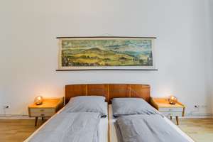 From 01.04 Amazing, bright flat in Prenzlauer Berg with balcony – Die vollständige Adresse der Immobilie erhältst du vom Anbieter., 10407 Prenzlauer Berg, Berlin – Vorschaubild 11