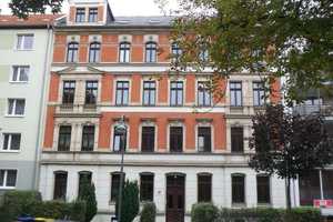 Frei ab 1.9.25 - im 2. OG - Schlafen zum Innenhof + Bad mit Fenster – Barbarossastr. 34, 9112 Chemnitz – Vorschaubild 2