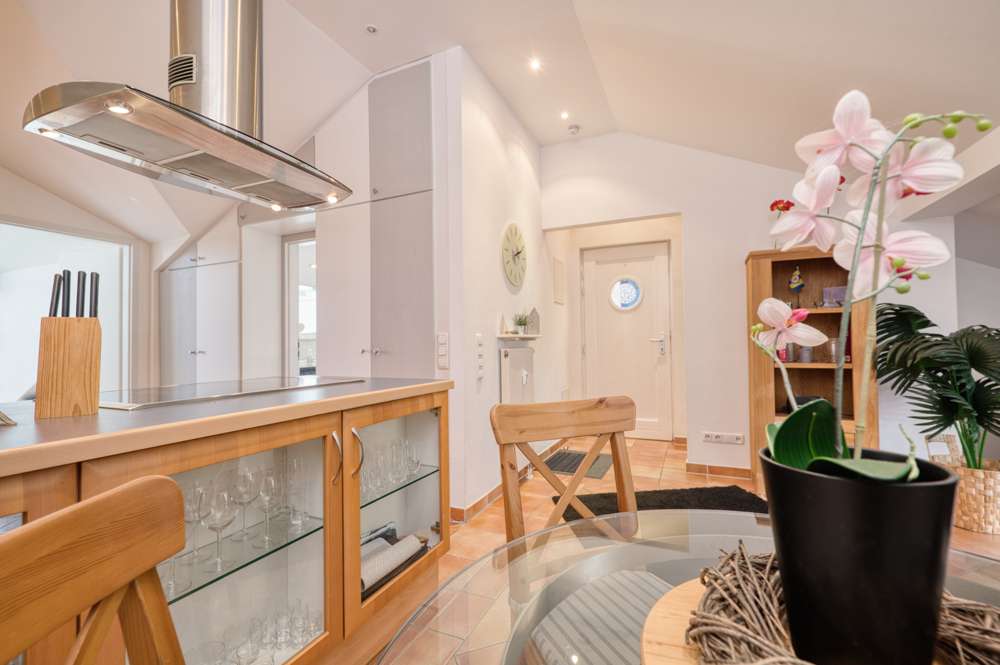 Immobilie in Wittenbeck - „Am Grün“: Jung mit Kamin, 2 Balkonen, Keller & Carport, in TOP Lage zwischen Golfplatz & Ostsee !!! - Bild 17