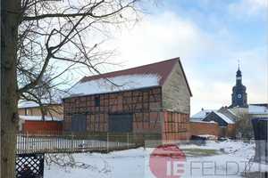 Vierseithof mit teilsaniertem Wohnhaus nebst Anbau, Garage, Scheune, Stallgebäude + Ackerfläche – Saale-Orla-Kreis – Vorschaubild 4