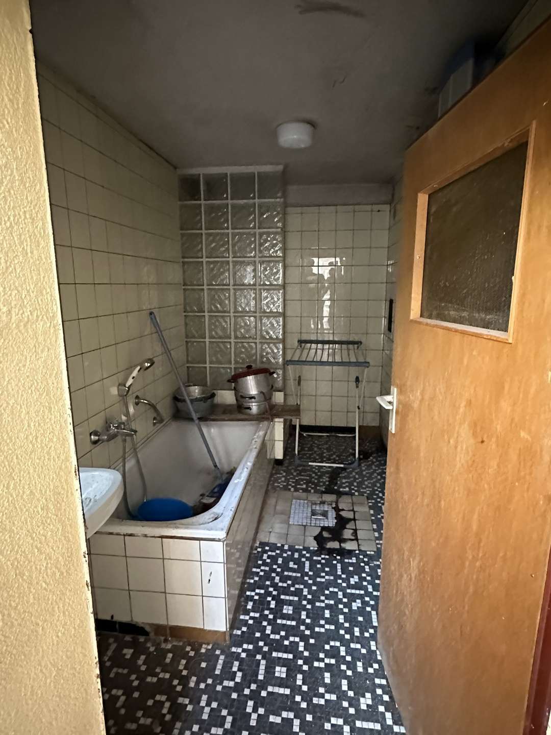 Immobilie in Eppenbrunn - PREISREDUZIERUNG! 2 Häuser mit riesigem Grundstück in ruhiger Lage nähe Pirmasens - Bild 10