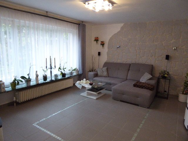 Reihenhaus in Top-Zustand.. V-E-R-K-A-U-F-T image