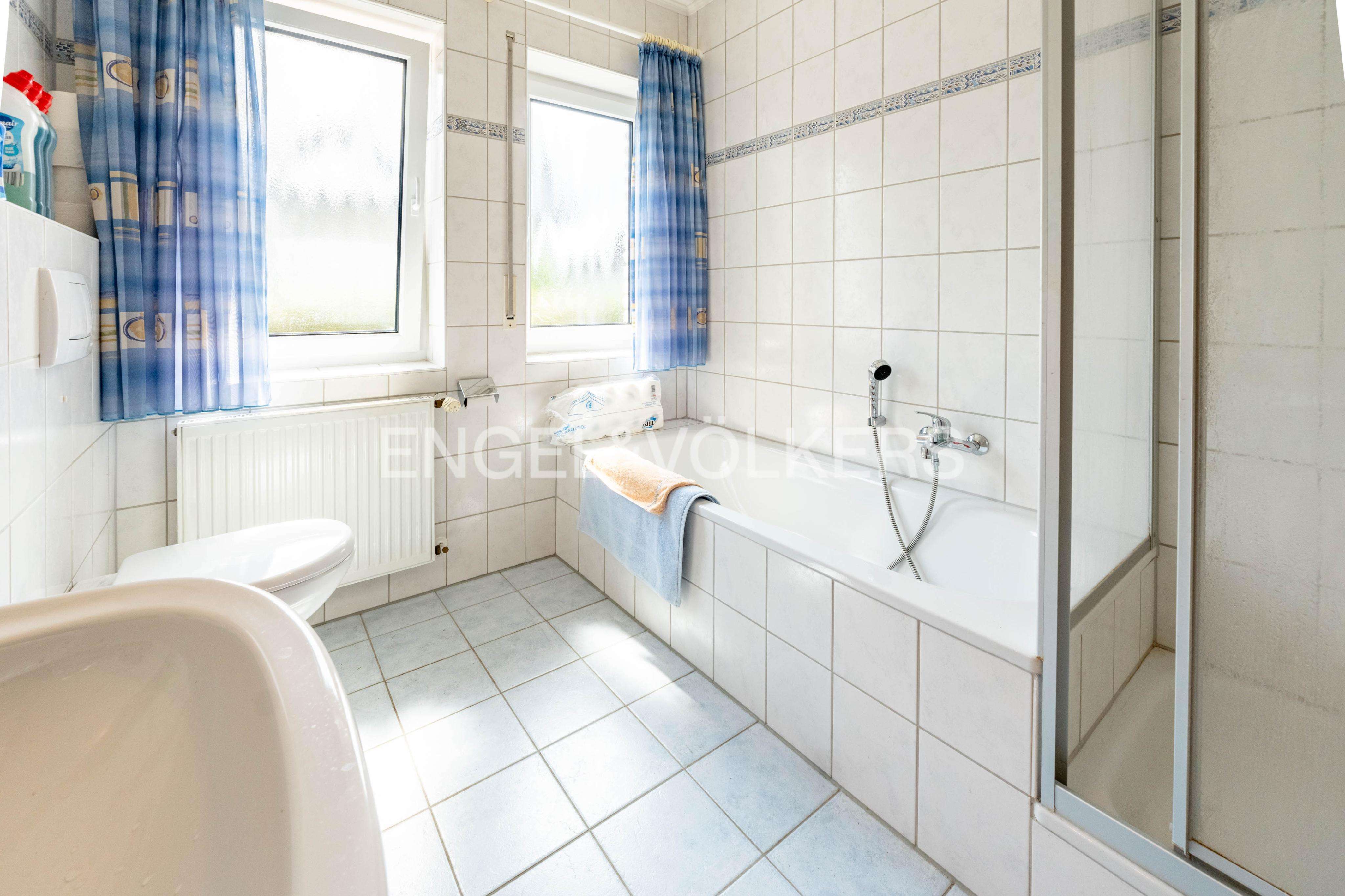 Immobilie in Lünne - Bungalow mit überdachter Terrasse, Werkstatt & Ausbaureserve im Dachgeschoss - Bild 3