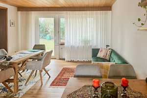 **Modernisiertes Einfamilienhaus in Lingen – mit Garten, Balkon, Kellerbar & Garage** – Emsland (Kreis) – Vorschaubild 4