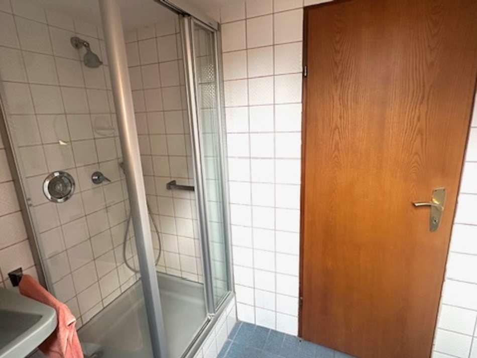 Dusche im DG
