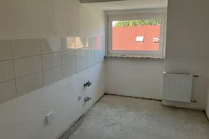 Das Glück hat ein Zuhause: praktische 3-Zi.-DG – Haselnußweg 16, 45899 Beckhausen, Gelsenkirchen – Vorschaubild 3