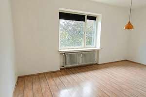 3 Zimmer Wohnung (76m²) in zentraler Lage - mit Balkon, Aufzug, Keller und Waschküche – Wilhelm-Crüwell-Straße 20, 44147 Ruhrallee, Dortmund – Vorschaubild 4